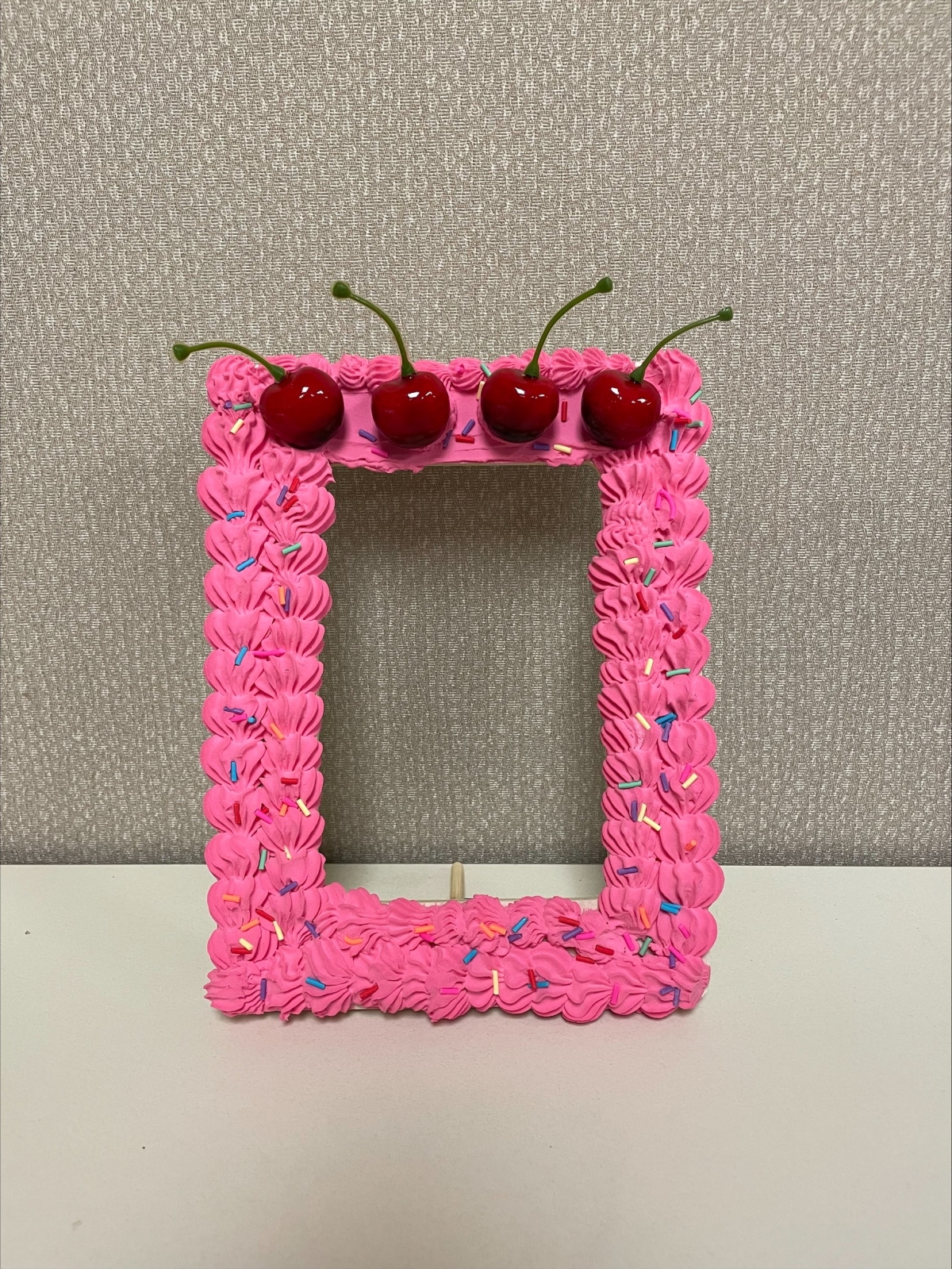 fake cake frame